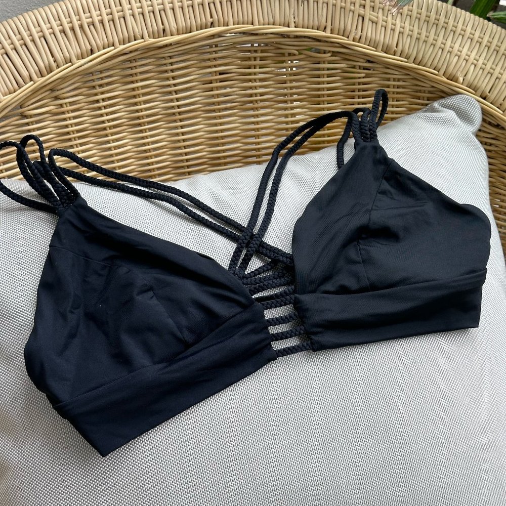 Timeless Black: Vitamin A Bikini Top (Gently Worn, Size D12)